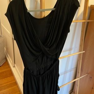 Twist-back romper size S